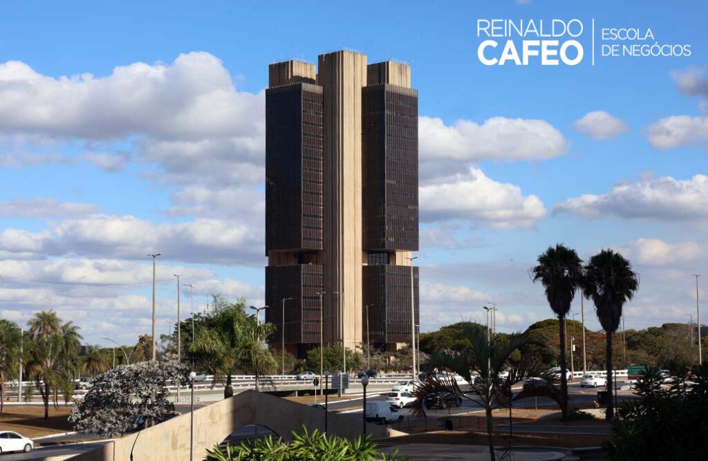 Banco central adota posição conservadora
