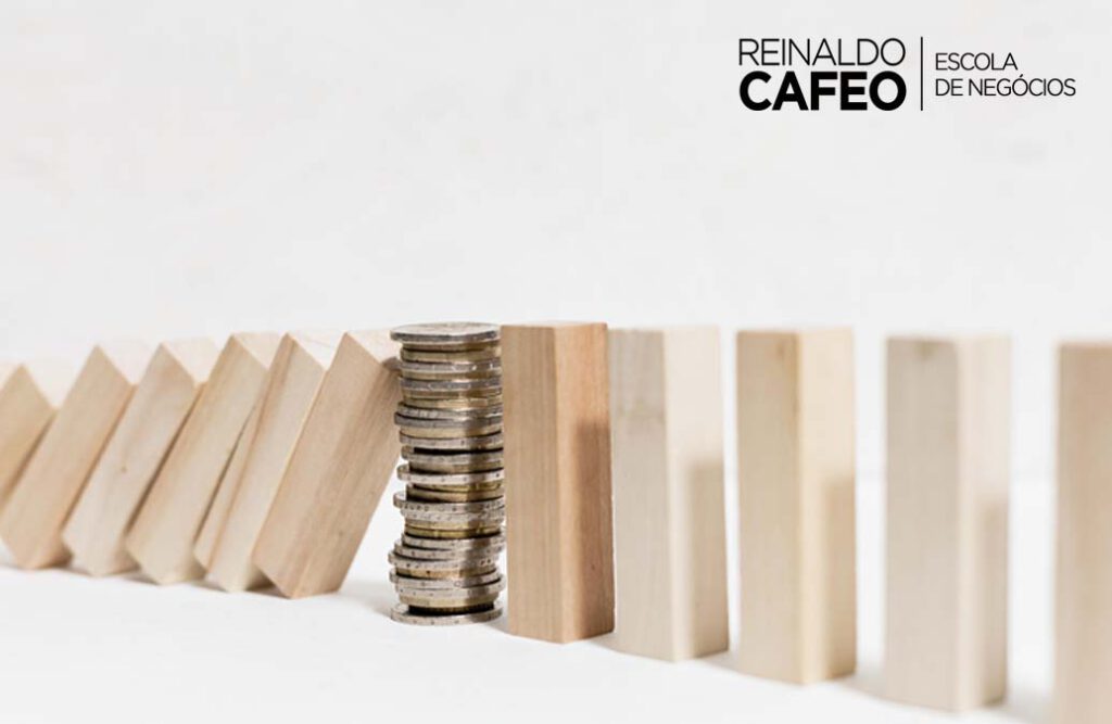 O economista Reinaldo Cafeo explica o risco fiscal do governo brasileiro